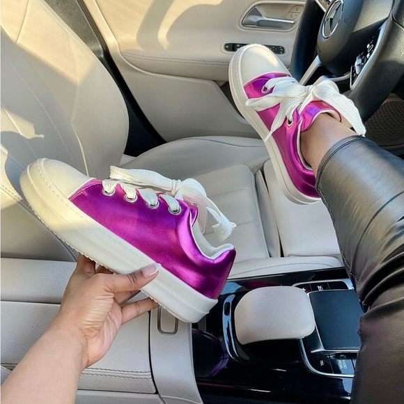 Shoes - Low top RICKYGIRL puffy thick lace round toe sneaker